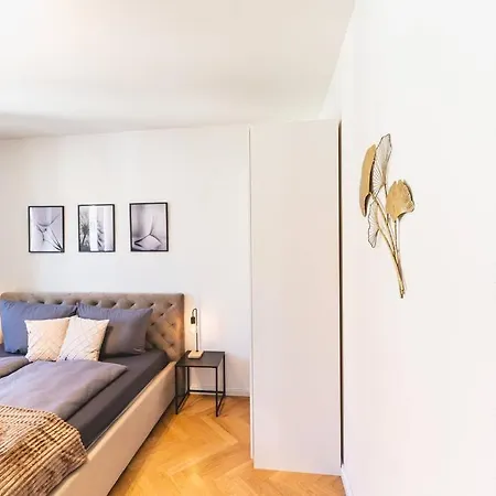 Apartment Tip! Design Trifft Lage 120 Qm Premium