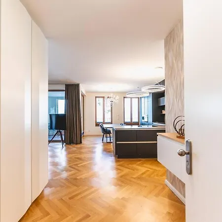 Tip! Design Trifft Lage 120 Qm Premium * Dresden